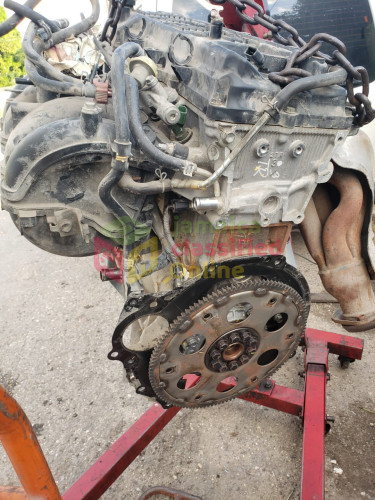 2TR TOYOTA ENGINE Auto Parts HALF WAY TREE
