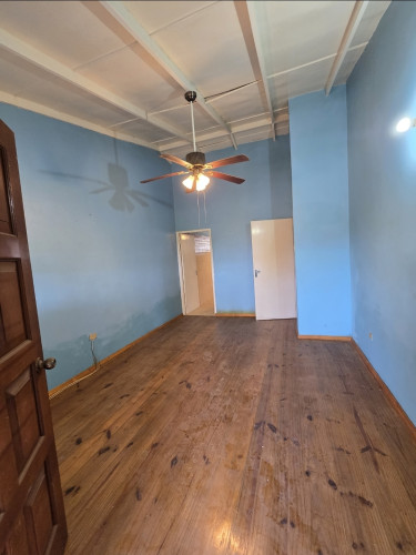 3 Bedroom Townhouse Leas Flat Red Hills