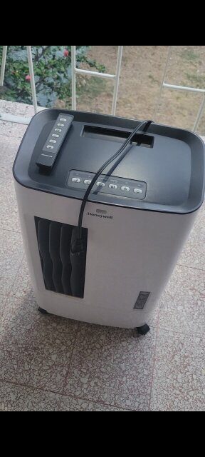 AIR PURIFIER