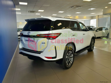 Toyota Fortuner 
