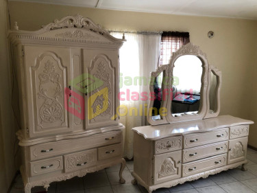 Stunning Dresser & High Boy Chest Set  Dressers Pembroke Hall, Off Washington Boulevard