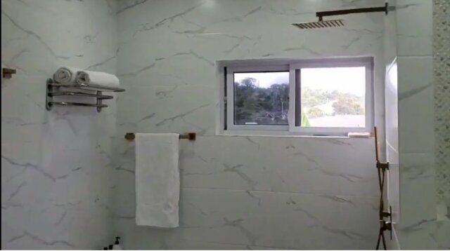 Stylish 3 Bedrooms 3 Bathrooms For Rent