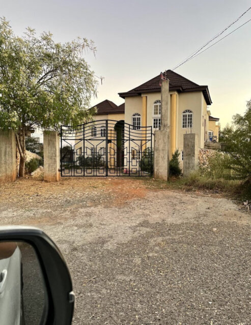 6 Bedroom House For Sale Houses Hellshire