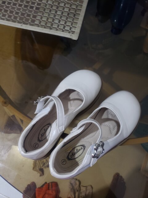 Girl Shoe