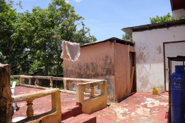 4 Bedroom House In Land Settlement