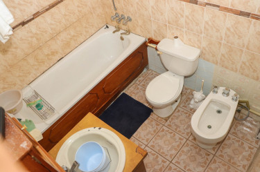 4 Bedroom House In Land Settlement