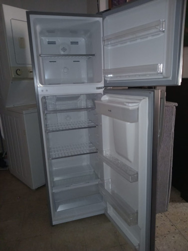 Refrigerator For Sale