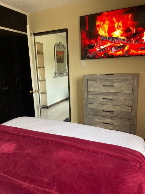 2 Bedroom AIRBNB Apartment