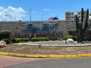Smart Beachfront Condo W/ Pool & Ocean Views