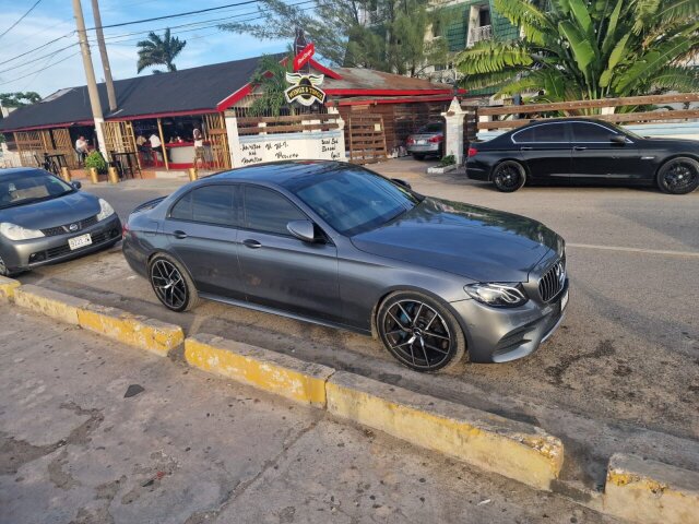 Mercedes E Class 220
