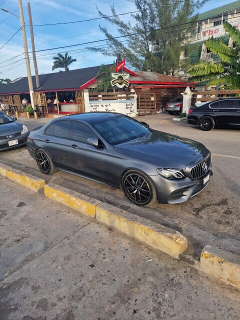 Mercedes E Class 220