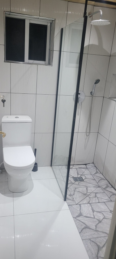 Cozy 1 Bedroom Self-Contained Studio Apartment