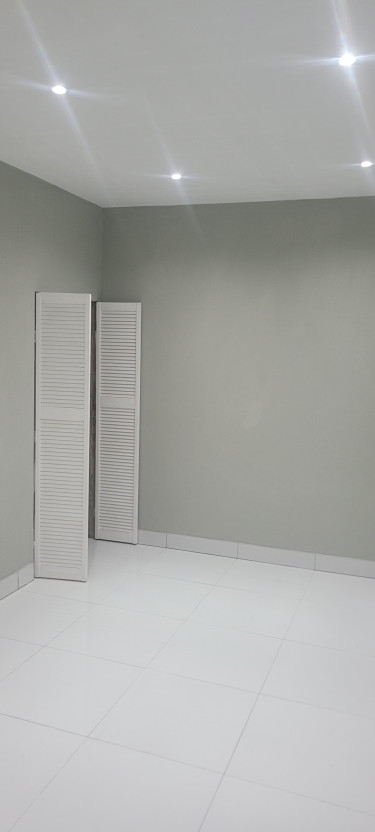 Cozy 1 Bedroom Self-Contained Studio Apartment