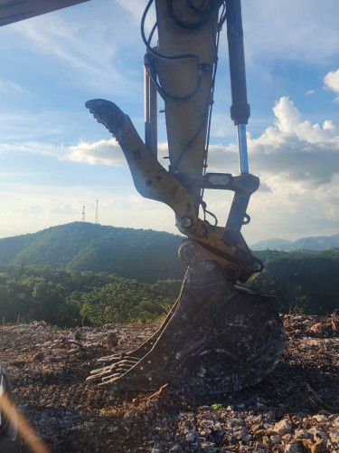 CAT Excavator