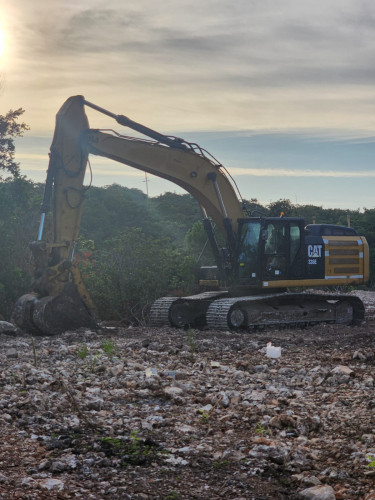 CAT Excavator Trucks Half Way Tree