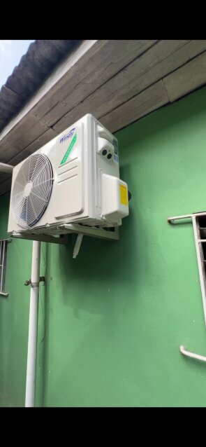 Electrician Kamoy Spence