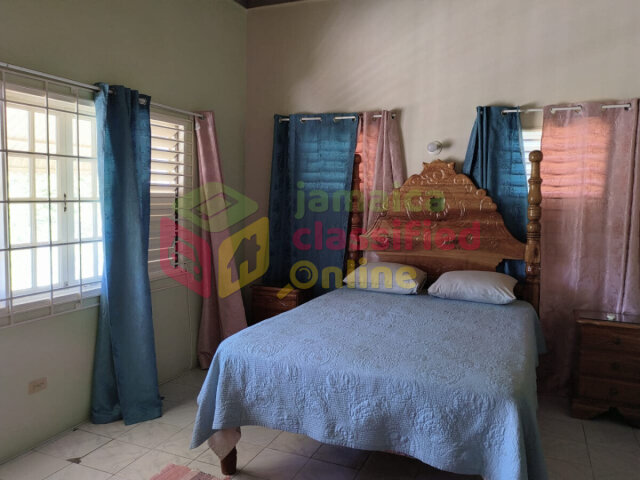 CORAL GARDEN 2 Bedroom 2 Bath Furnished USD$1500