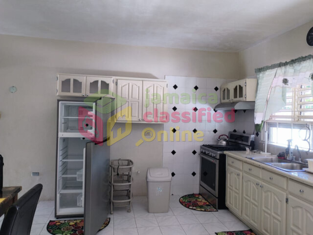 CORAL GARDEN 2 Bedroom 2 Bath Furnished USD$1500