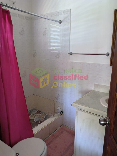 CORAL GARDEN 2 Bedroom 2 Bath Furnished USD$1500