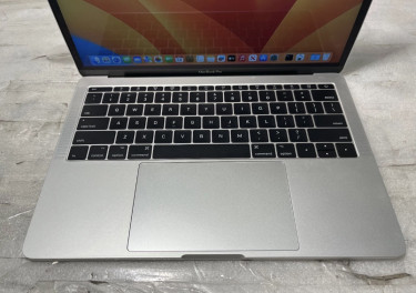 MacBook Pro 2017 13 Inch