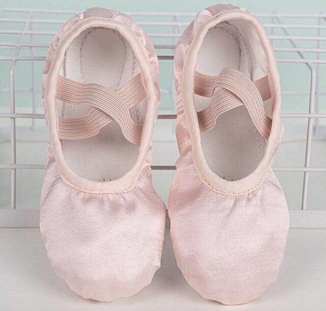 New Ballet Shoes For Sales Size CN 28 Kids Shoes Kensington