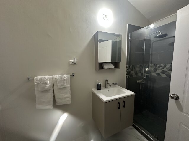 2 Bedroom 1Bathroom Airbnb For Rent