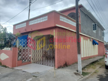 5 Bedroom House For Sale In Portsmouth,StCatherine