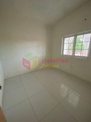 5 Bedroom House For Sale In Portsmouth,StCatherine