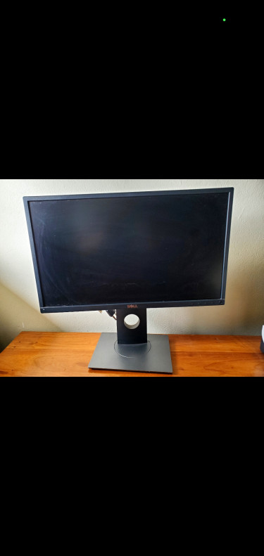 Monitor  Computer Accessories 65 Hope Road