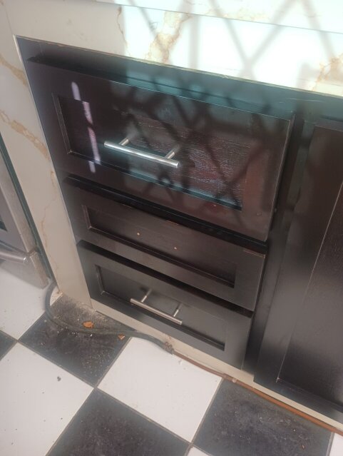 Modern Kitchen Units With Shaker Panel Doors