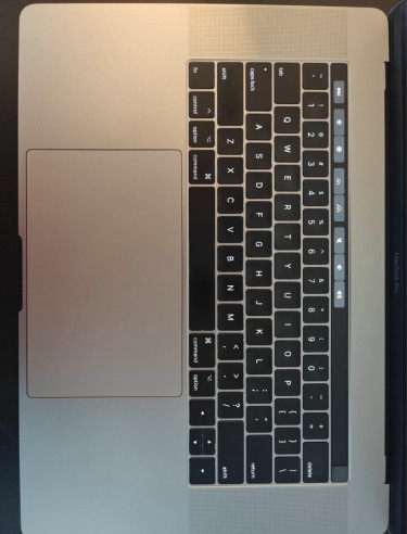2017 Macbook Pro (15 Inch)