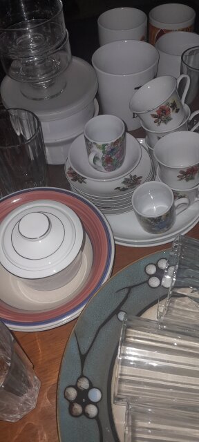 Selling Cabinet Crackery