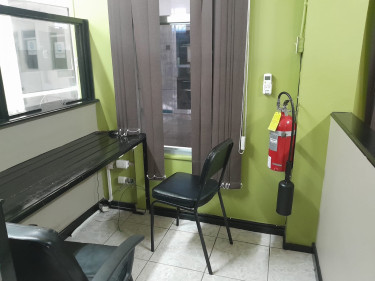 Office Chairs And Desks