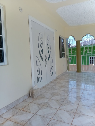 1 Bedroom 1 Bath Large Furnished Studio Apartments Luana