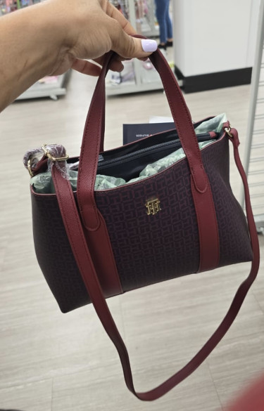 Top Quality Handbags  Handbags & Purses 8,500