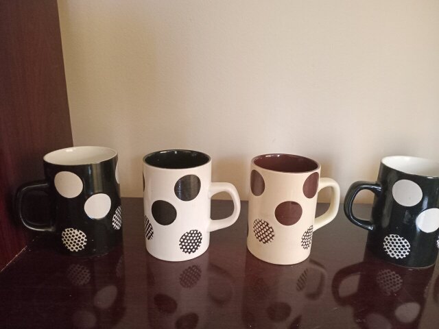 BARGAIN!!! 6 Coffee Cups For $1000