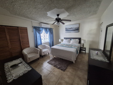 Private 1-Bedroom Apartment Airbnb & Hotels St. Andrew