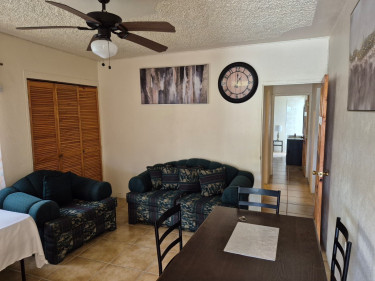 Private 1-Bedroom Apartment