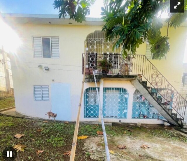 6 Bedroom House, 2 Floor