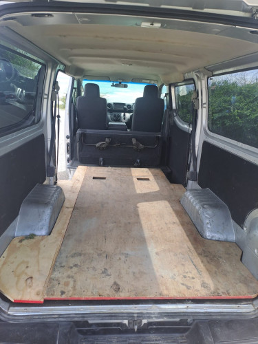 Small Goods Haulage Services (Nissan Caravan Bus) Removal Services Hellshire St. Catherine