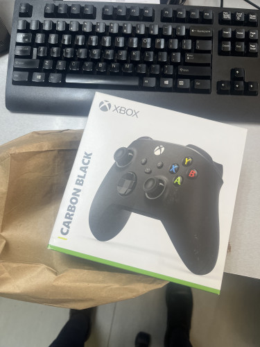 Xbox Controller LIGHTLY Used  Game Accessories Kingston/St. Andrew