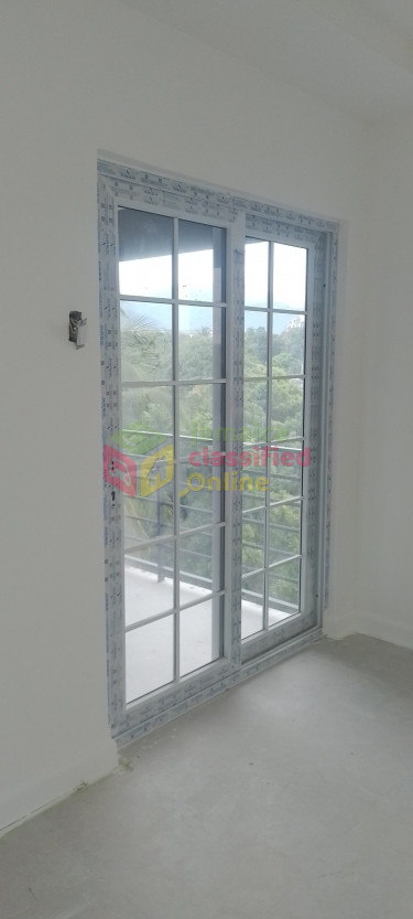 2 Bedrooms 2.5 Bath 
