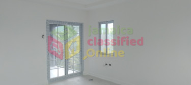 2 Bedrooms 2.5 Bath 