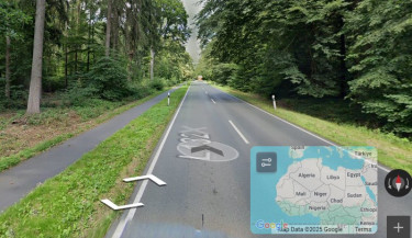 GeoGuessr Game Accessories Half 