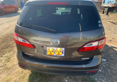 2016 Mazda Premacy 
