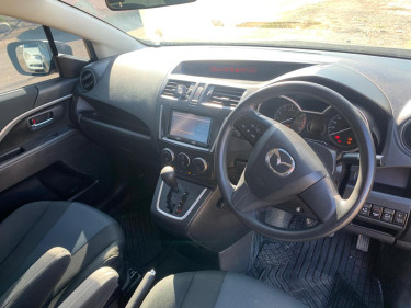 2016 Mazda Premacy 