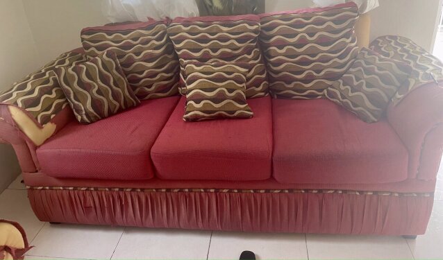 3 Pieces Sofa Set Damaged Sofas Valentines Garden, Kingston 19