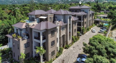 12 Bedroom 11 Bathroom Apartment Apartments Norbrook