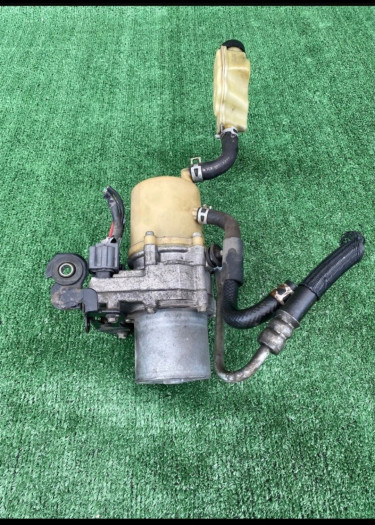 Mazda Power Steering Pump 