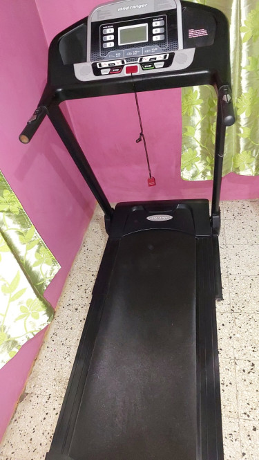 Treadmill (Land Ranger) Gym Weight Equipment Kingston 9